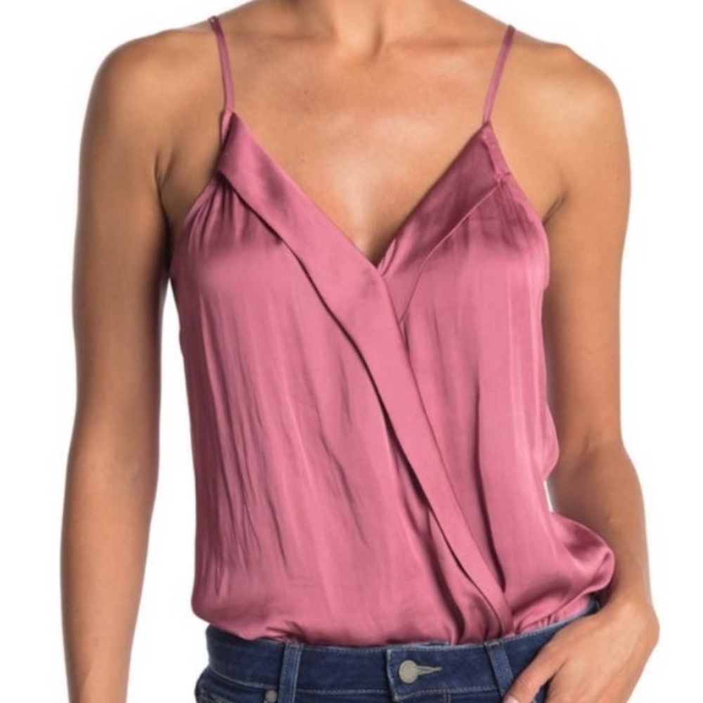 Paige bodysuit in rose size L